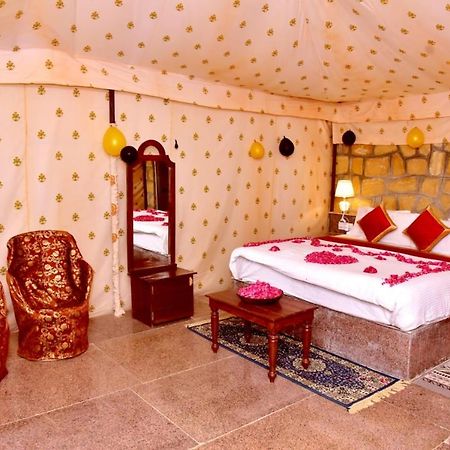 Desert Heritage Camps & Resort Jaisalmer Exteriör bild